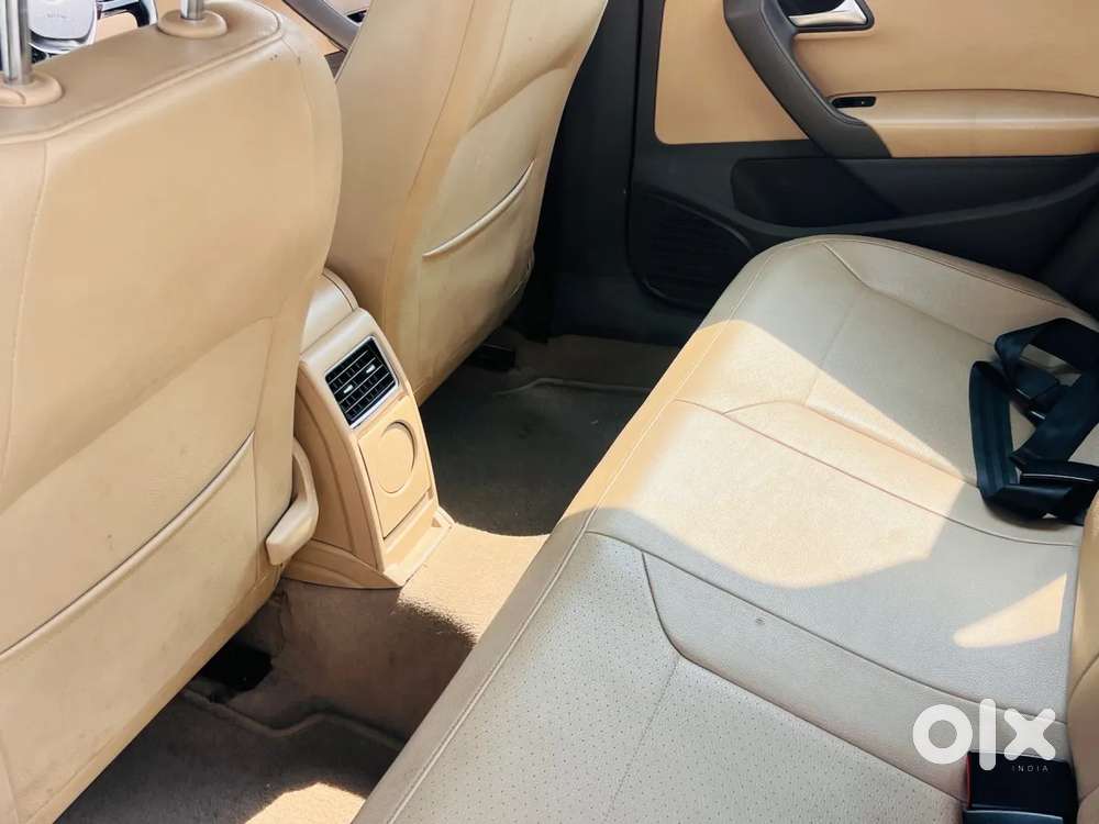 Volkswagen Vento 1.2l Tsi Highline Plus At Petrol, 2019, Petrol