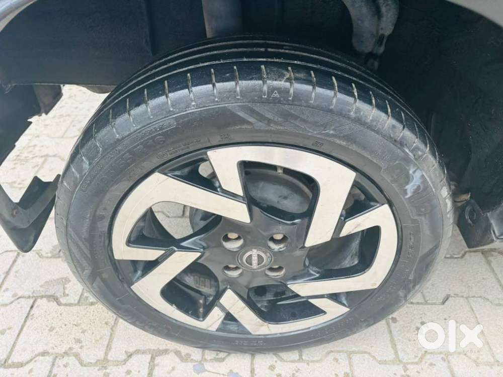 Nissan Magnite 1.0 Xv Turbo Cvt, 2022, Petrol