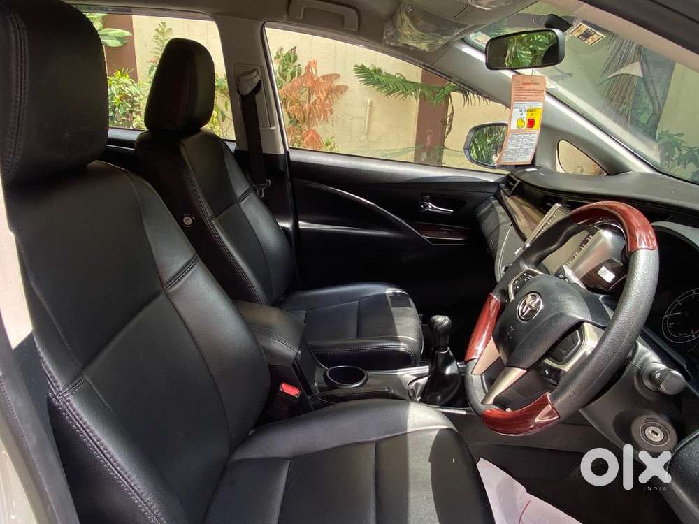 Toyota Innova Crysta [2020-ongoing] 2.4 Gx 7 Str, 2023, Diesel