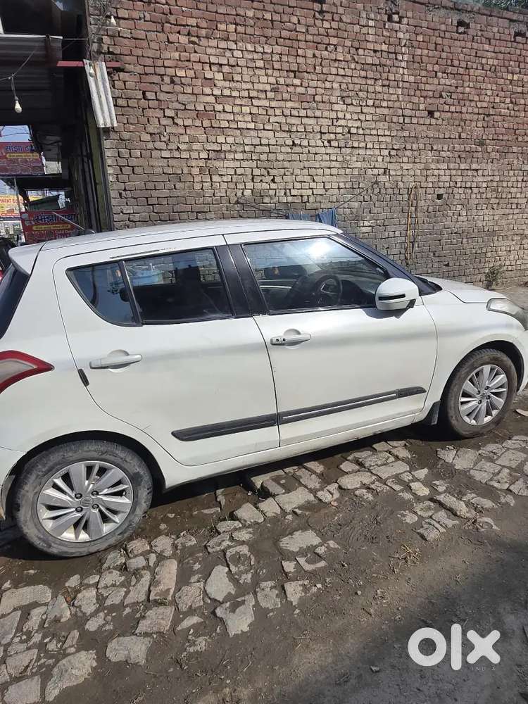 Maruti Suzuki Swift 2015 Cng & Hybrids 126000 Km Driven