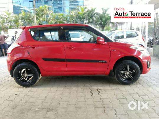 Maruti Suzuki Swift Vxi Optional, 2017, Petrol