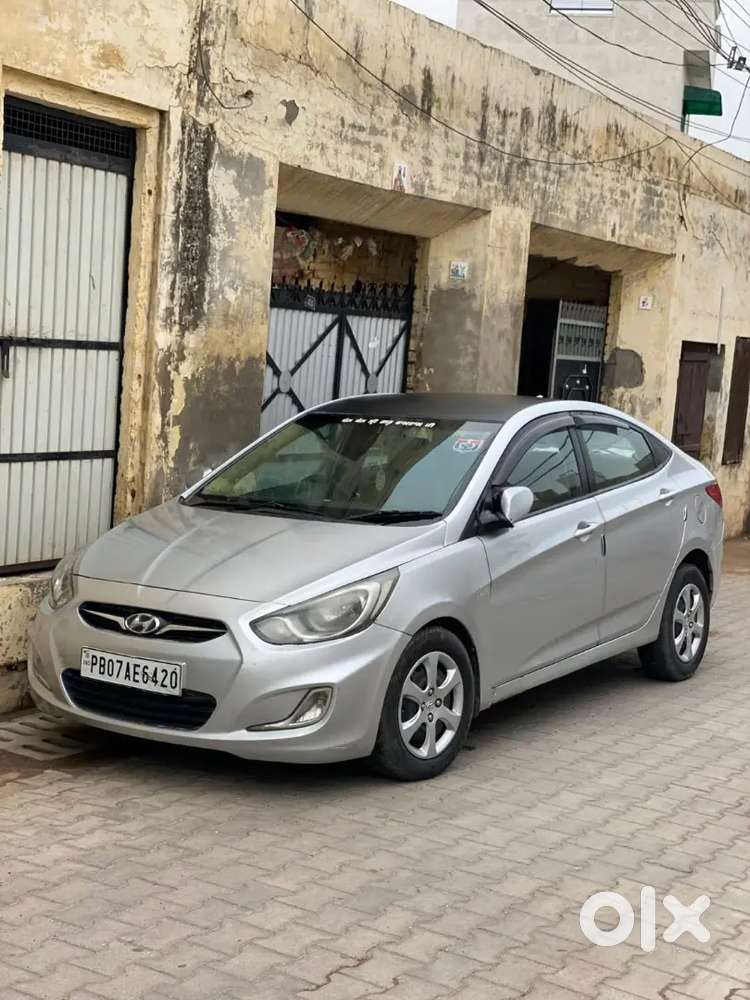 Hyundai Verna 2012 Diesel 185000 Km Driven