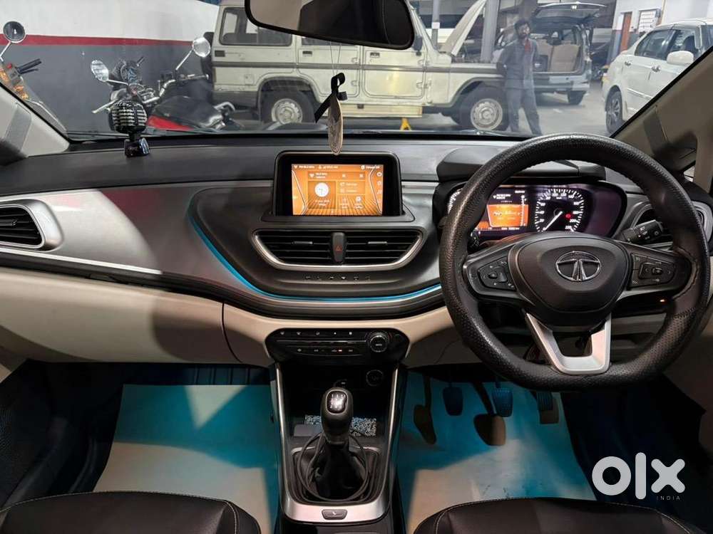 Tata Altroz 2022 Petrol Well Maintained
