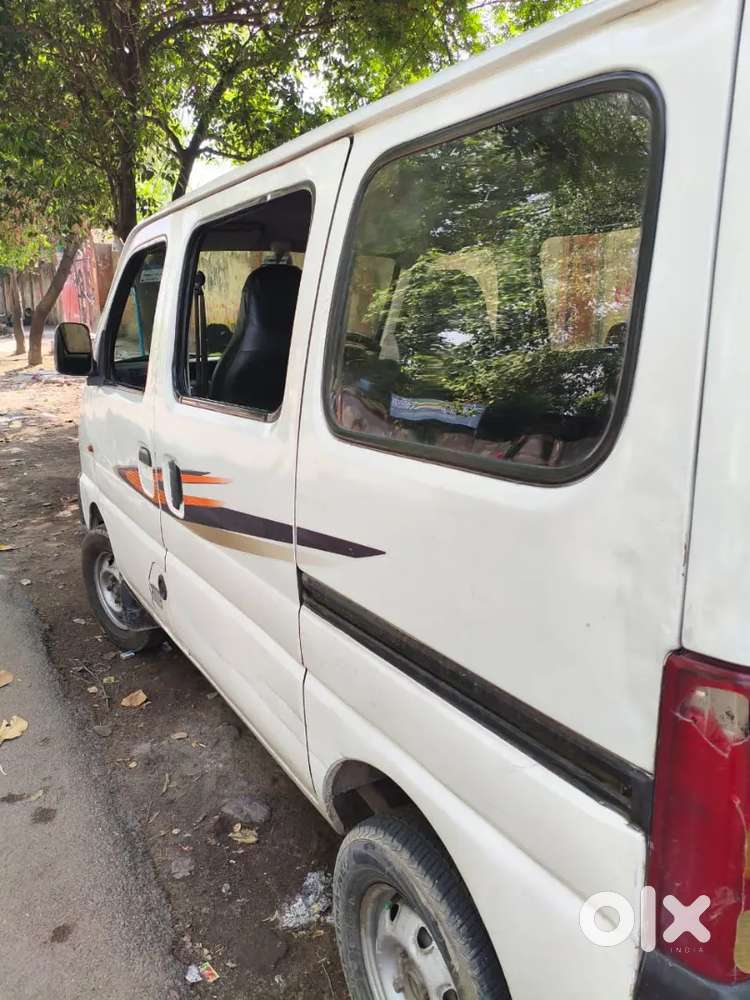 Maruti Suzuki Eeco 2019 Cng &  Petrol Hybrids 380000 Km Driven
