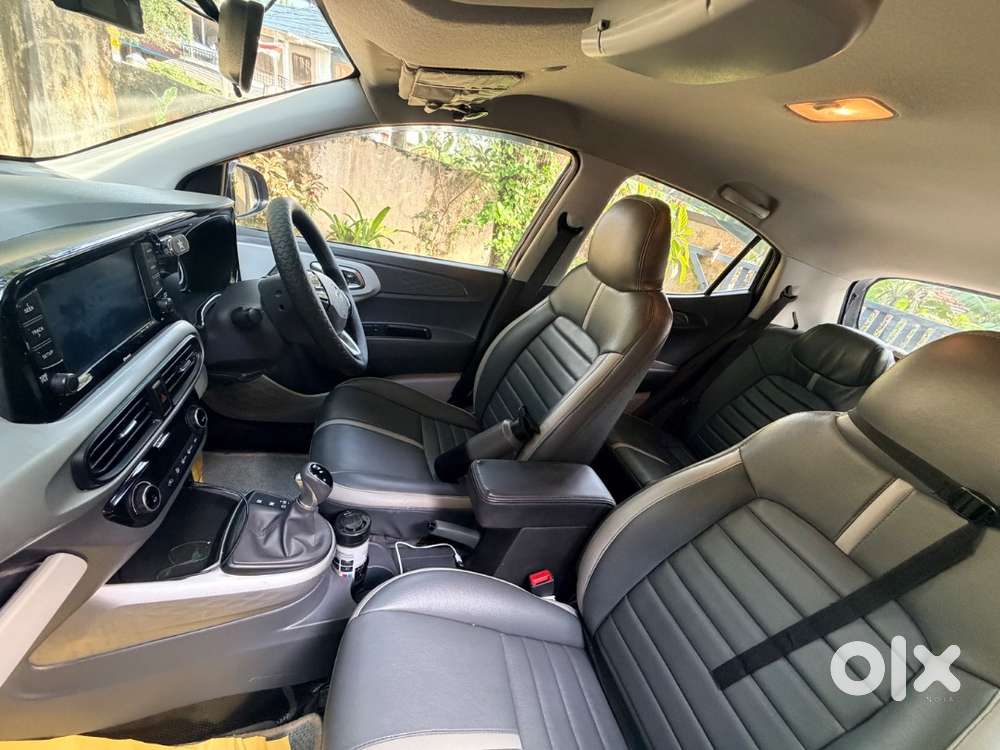 2022 Hyundai Grand I10 Nios Sportz Amt  29k Km  Loaded With Dashcam