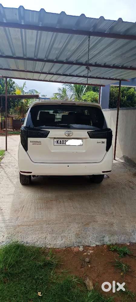 Innova Crysta V Version For Sale