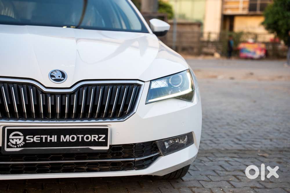 Skoda Superb L&k 1.8 Tsi At, 2019, Petrol