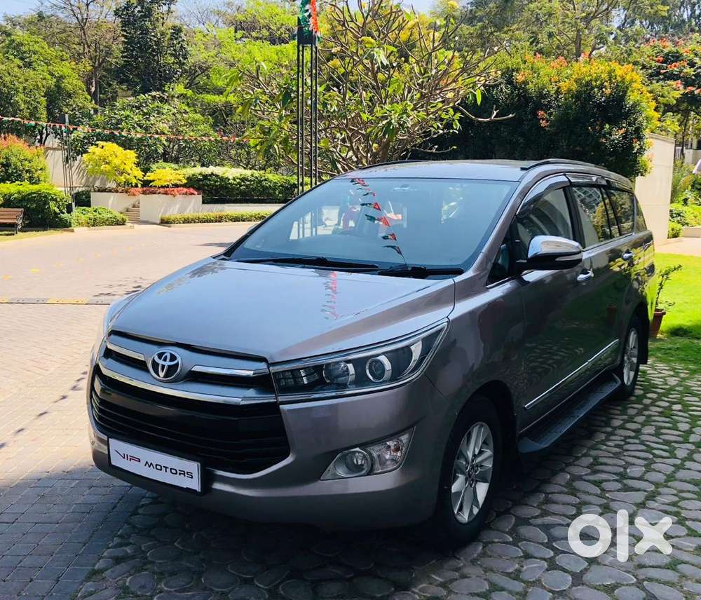 Toyota Innova Crysta