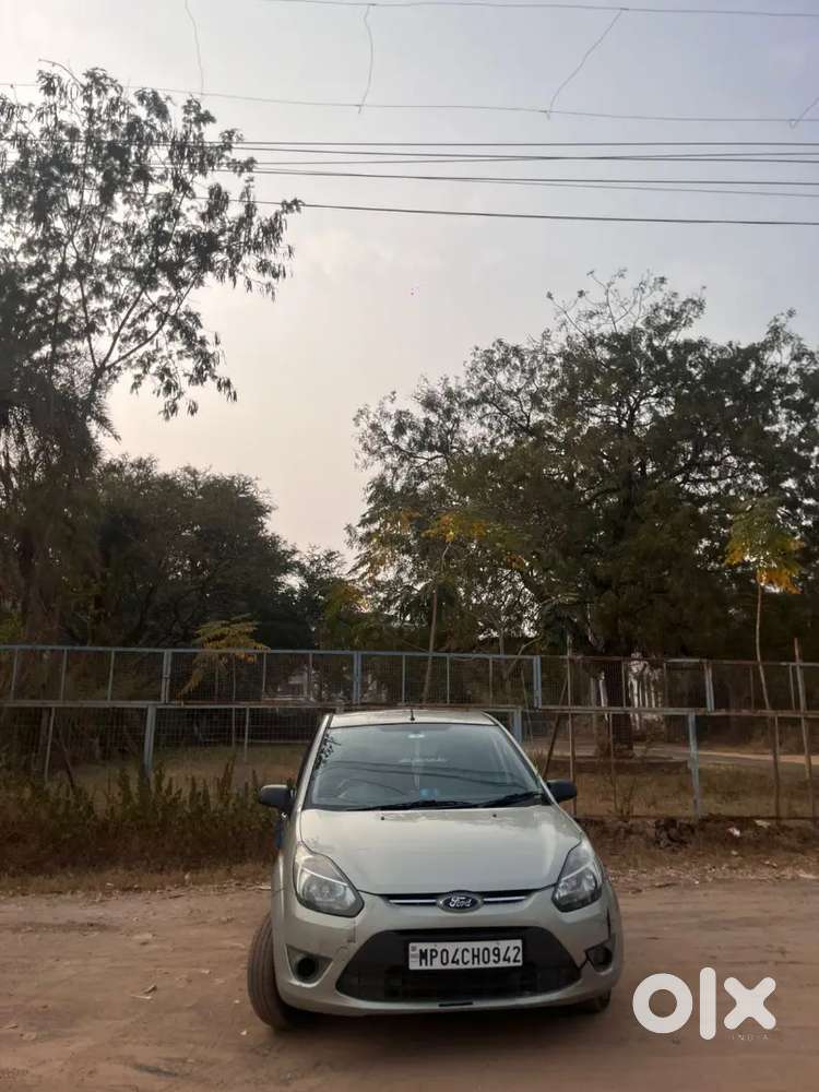 Ford Figo 1.2 Plus 2012