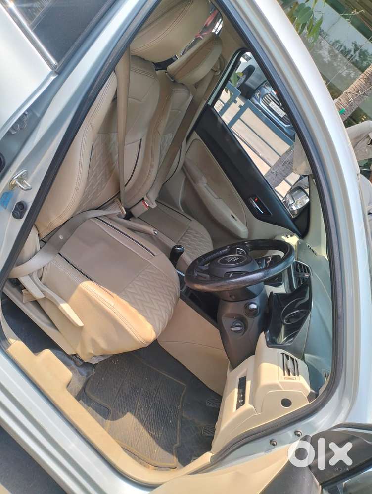 Maruti Suzuki Swift Dzire Vxi Optional, 2023, Petrol