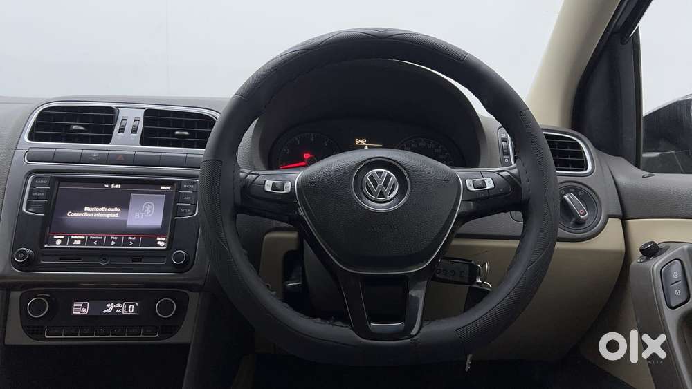 Volkswagen Vento 1.6 Highline, 2019, Petrol