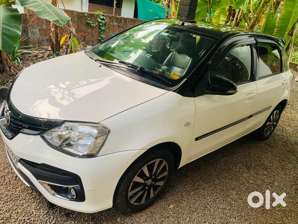 Toyota Etios Liva 2016