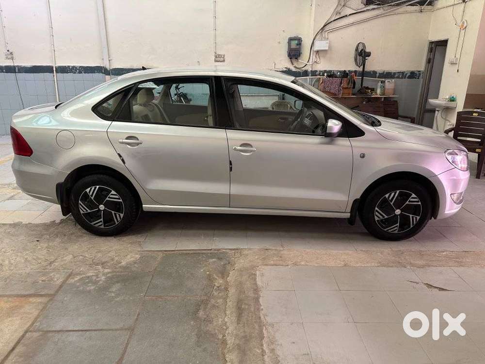 Skoda Rapid Tsi Active 1.0 Mt, 2013, Diesel