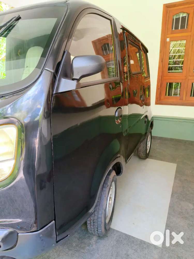 Tata Magic Iris,2013, Good Condition,80%tyre