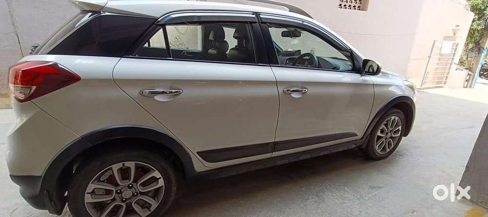 2017 Hyundai Manual Petrol First Owner