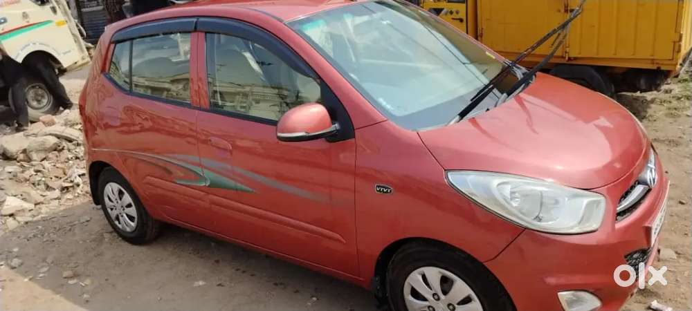 Hyundai I10 2011 Petrol 85000 Km Driven