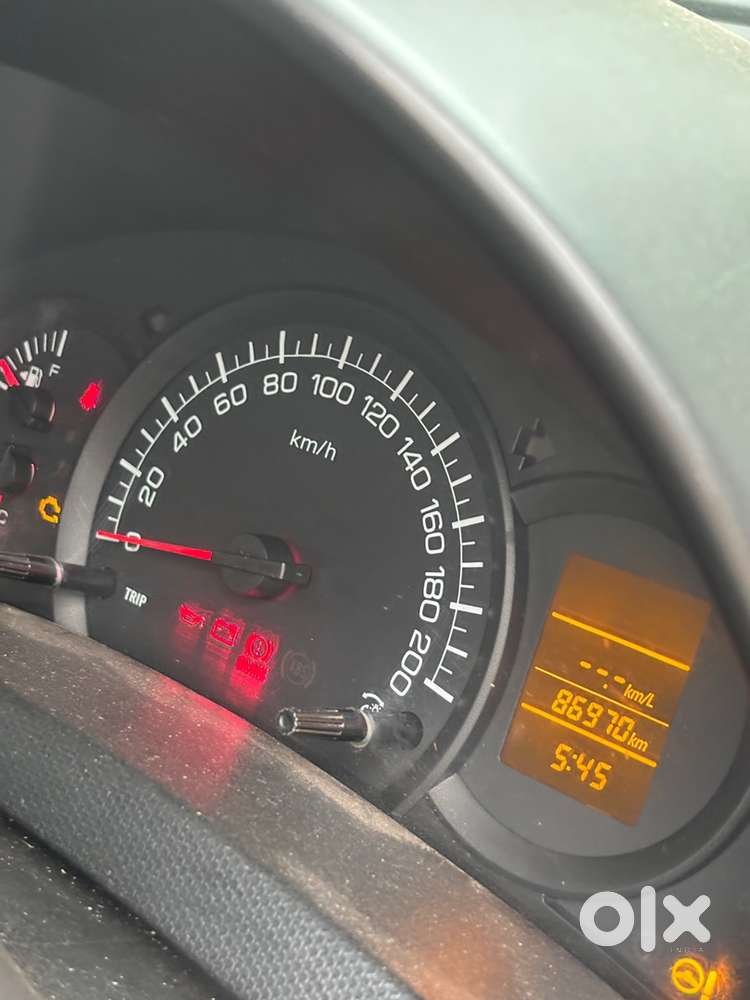 Maruti Suzuki Swift 2015 Petrol Well Maintained Lxi Bs4