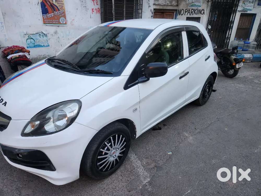 Honda Brio 2012 Petrol Well Maintained
