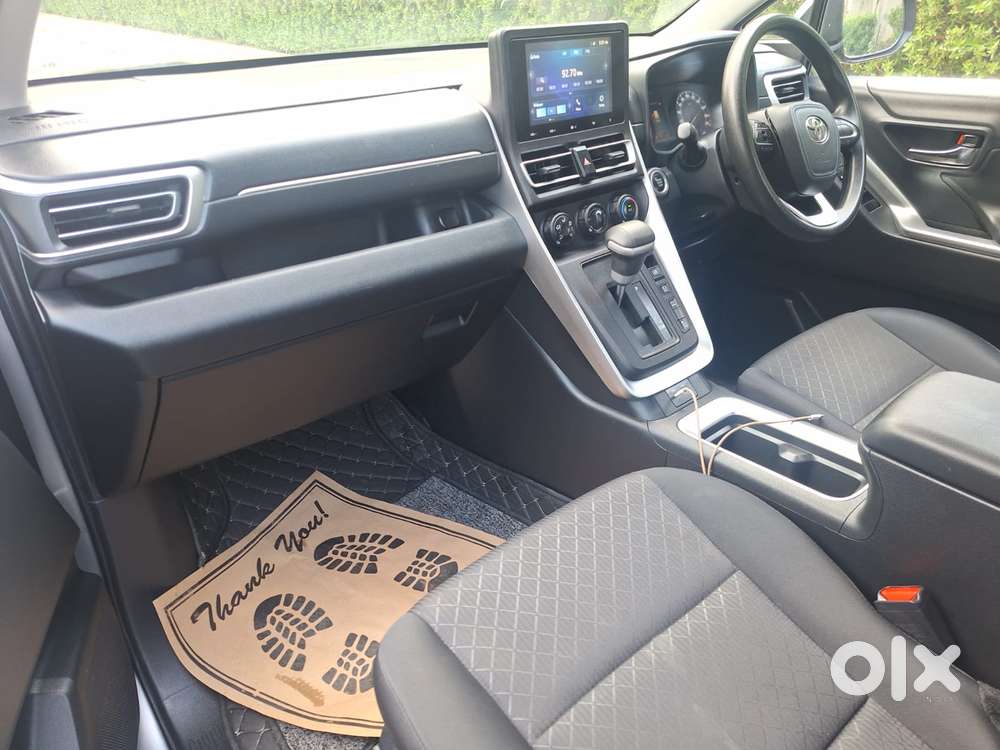 Toyota Innova Hycross 2.0 Gx 7 Str, 2025, Petrol