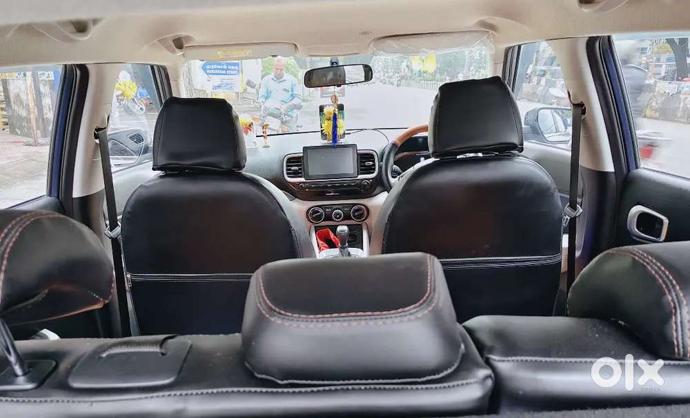 Hyundai Venue Petrol Manual 2nd 2023