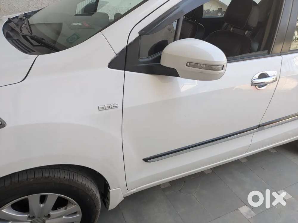Condition 100% All Original  White Color