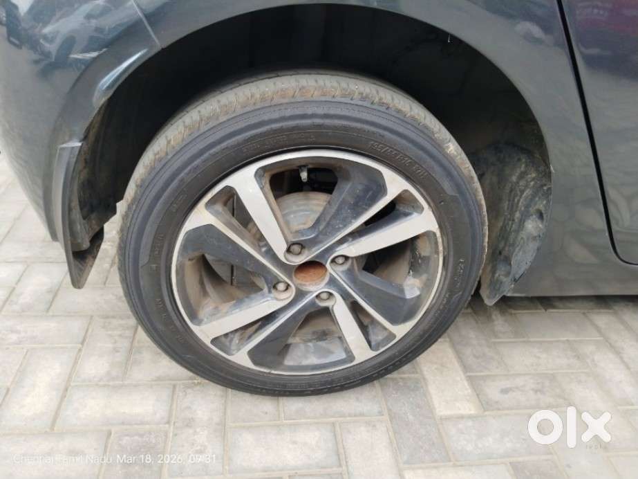 Tata Altroz Xz, 2022, Petrol