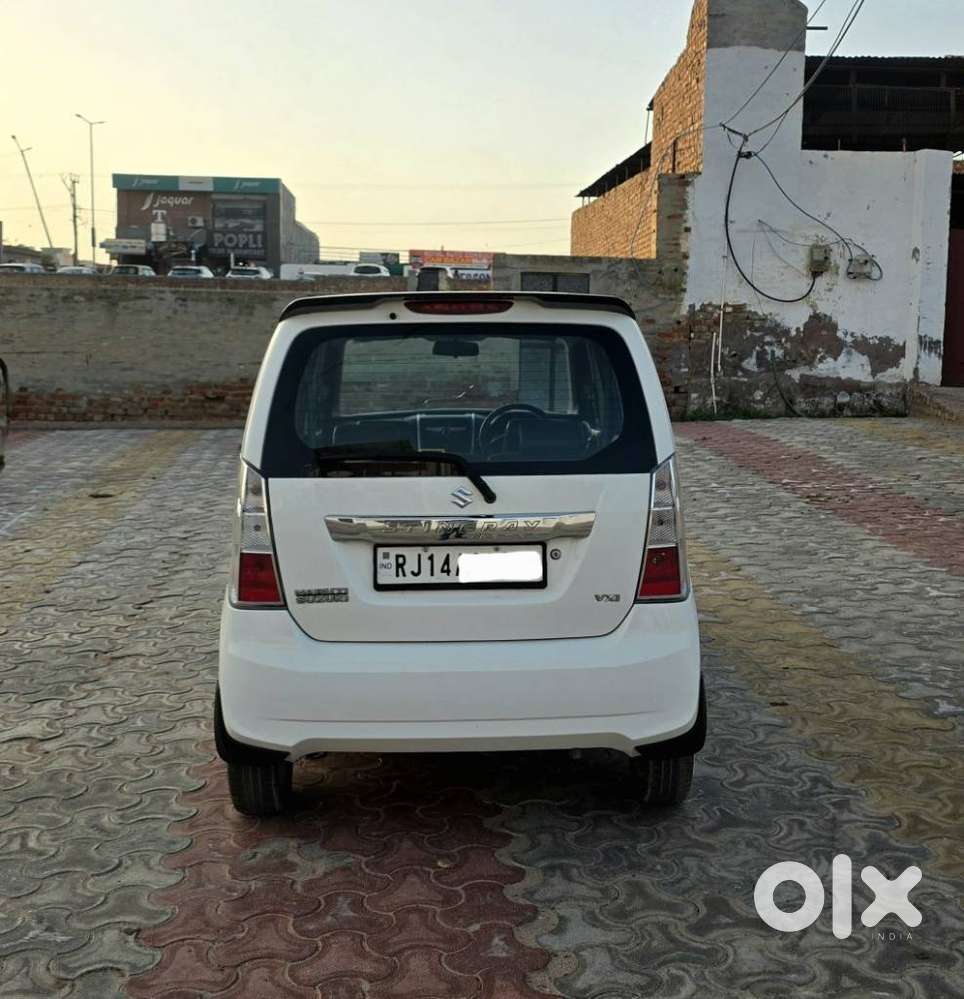 Maruti Suzuki Wagon R Stingray Vxi Optional, 2015, Petrol