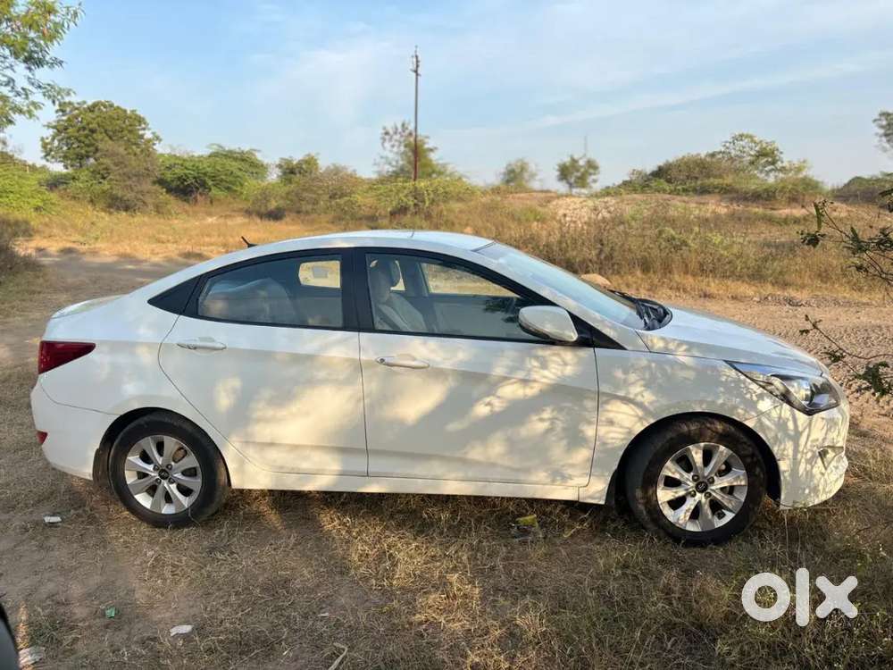 Hyundai Verna Fluidic 2015