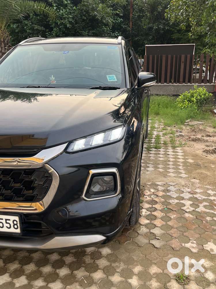 Maruti Suzuki Grand Vitara 1.5 Zeta Plus Intelligent Hybrid Ecvt, 20..