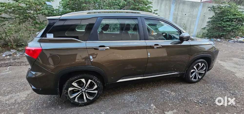 Mg Hector Plus Petrol 2nd Owner