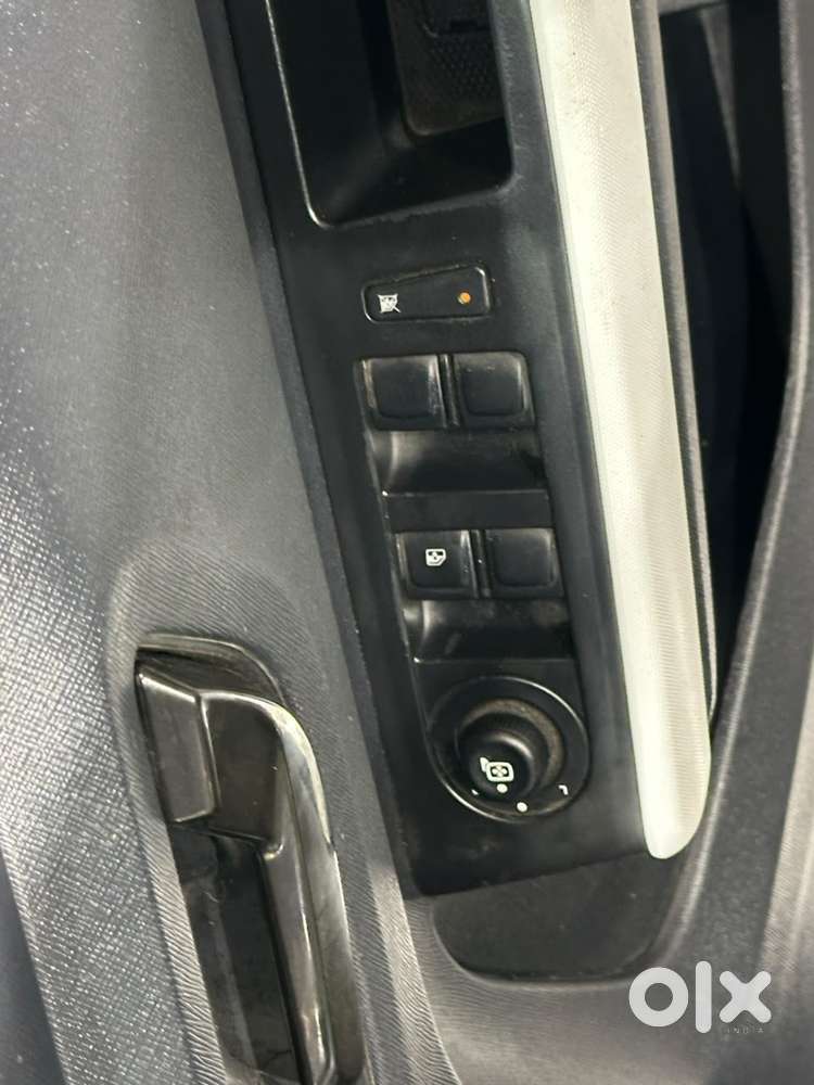 Tata Punch 1.2 Revotron Accomplished Camo Amt, 2022, Petrol