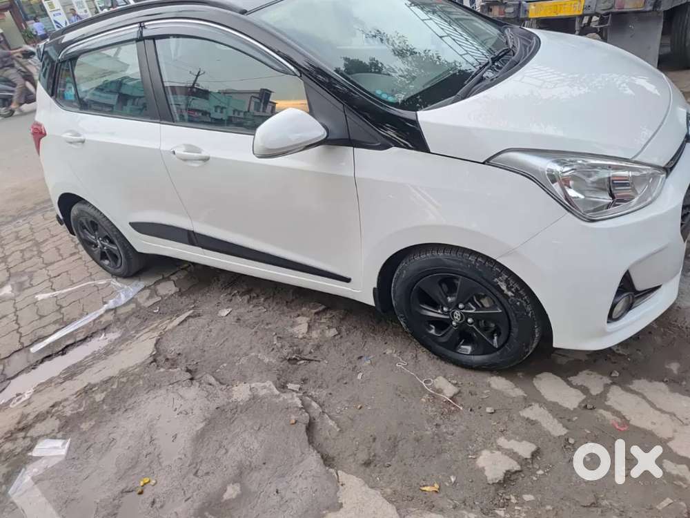 Hyundai Grand I10 1.2 Kappa Sportz Dual Tone, 2019, Petrol