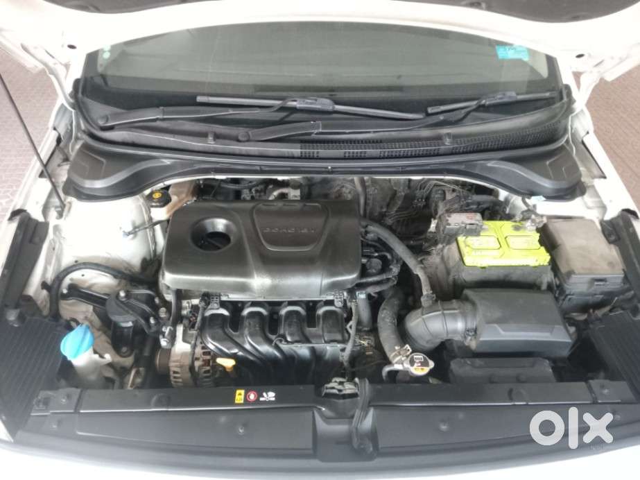 Hyundai Verna 1.5 Sx Petrol Mt, 2019, Petrol