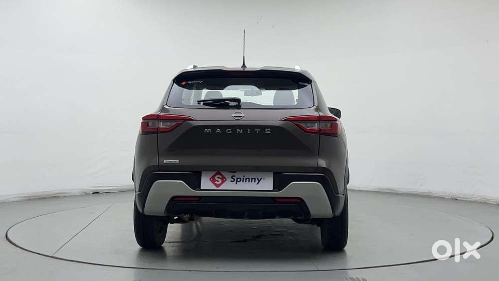 Nissan Magnite Xv Turbo, 2022, Petrol