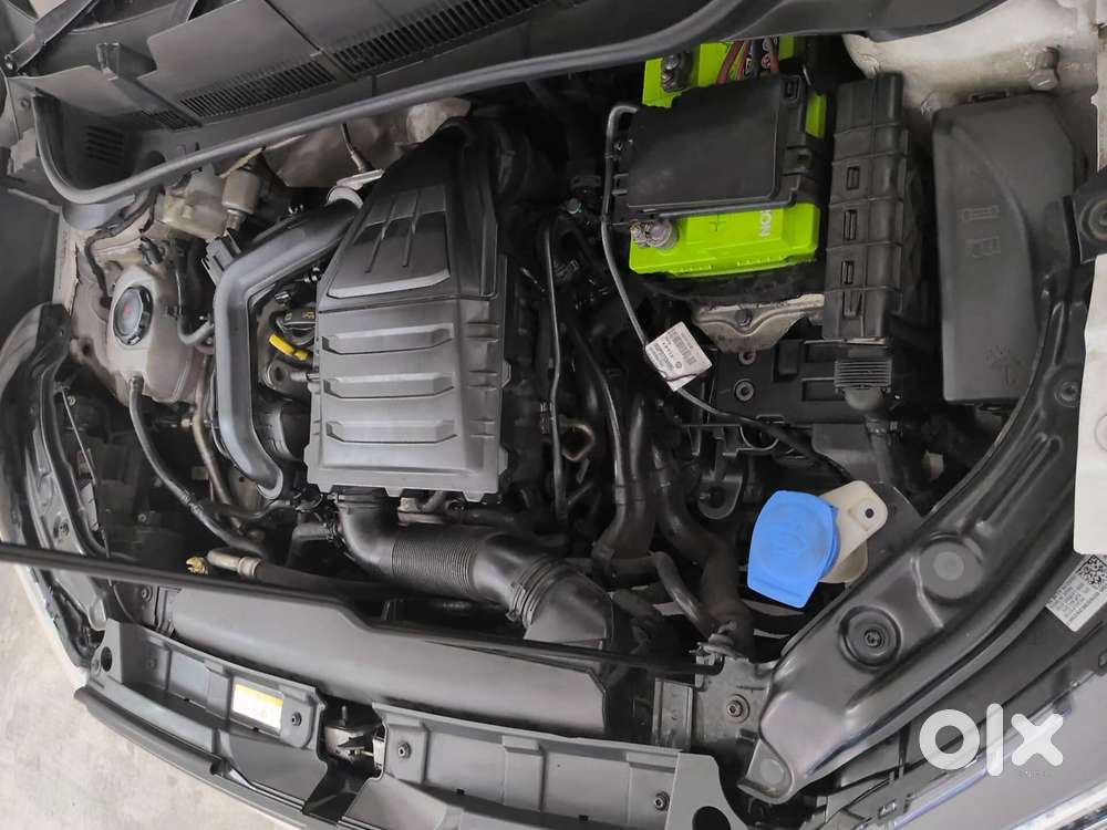 Volkswagen Taigun 1.0 Tsi Highline At, 2022, Petrol