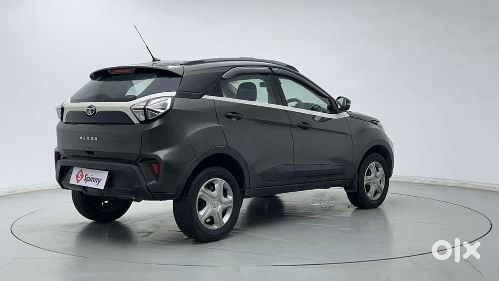 Tata Nexon 1.5 Revotorq Xma Amt (s), 2022, Diesel