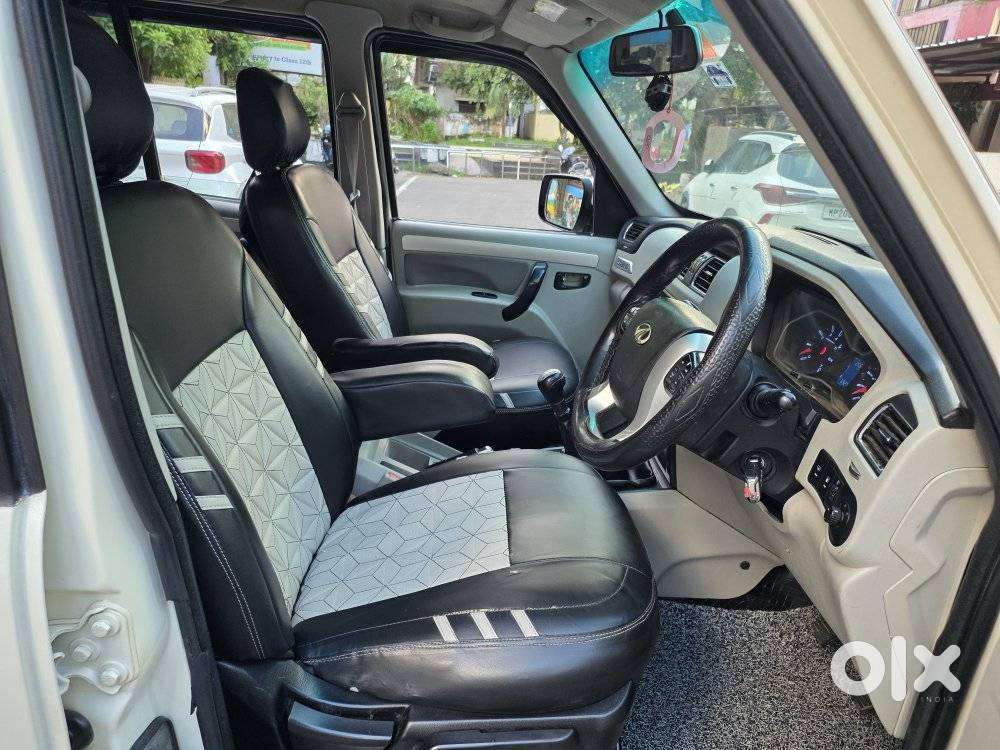 Mahindra Scorpio S10 7 Seater, 2017, Diesel