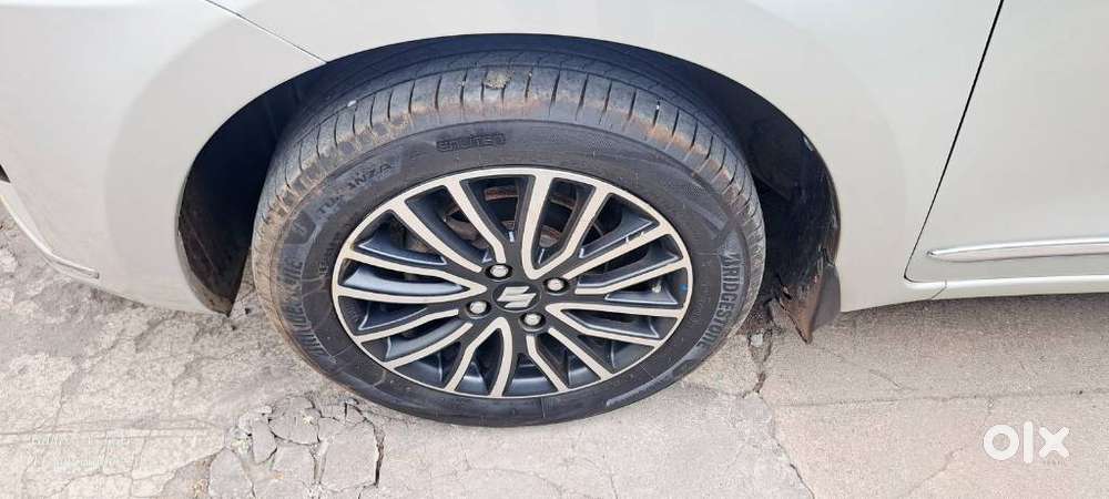 Maruti Suzuki Swift Dzire Amt Zxi, 2018, Petrol