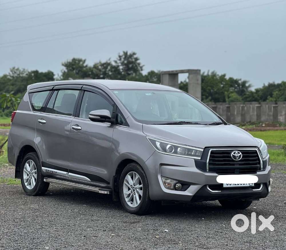 Toyota Innova Crysta 2.4 V 8 Str, 2017, Diesel