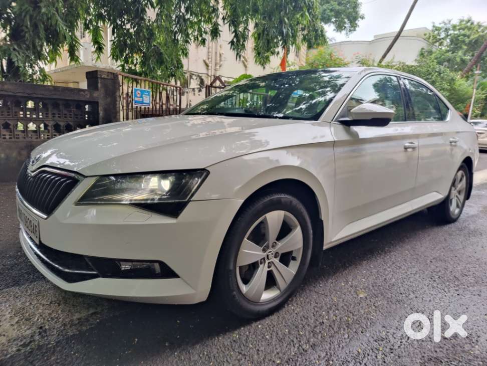 Skoda Superb Style 1.8 Tsi At, 2018, Petrol