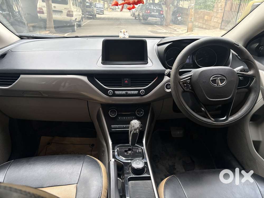 Tata Nexon 1.2 Revotron Xza Plus (o) Amt, 2018, Petrol