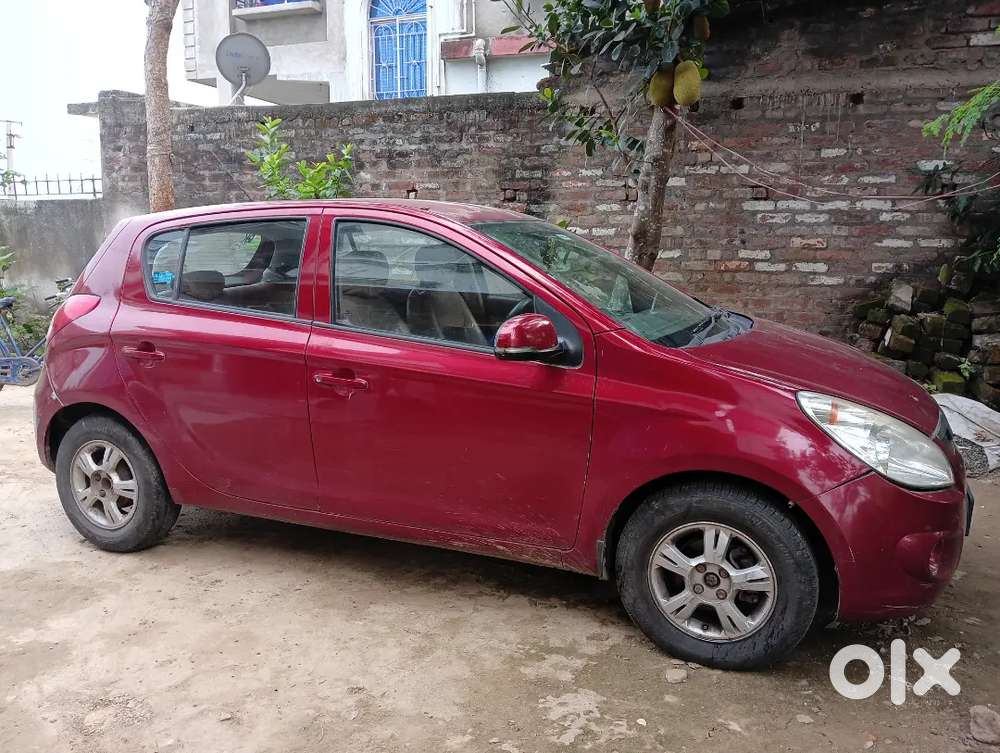 I20 Diesel Sportz Model Good Condition All Tyre In New Condition...