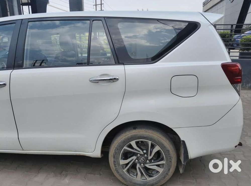 Toyota Innova Crysta 2022 Petrol Well Maintained