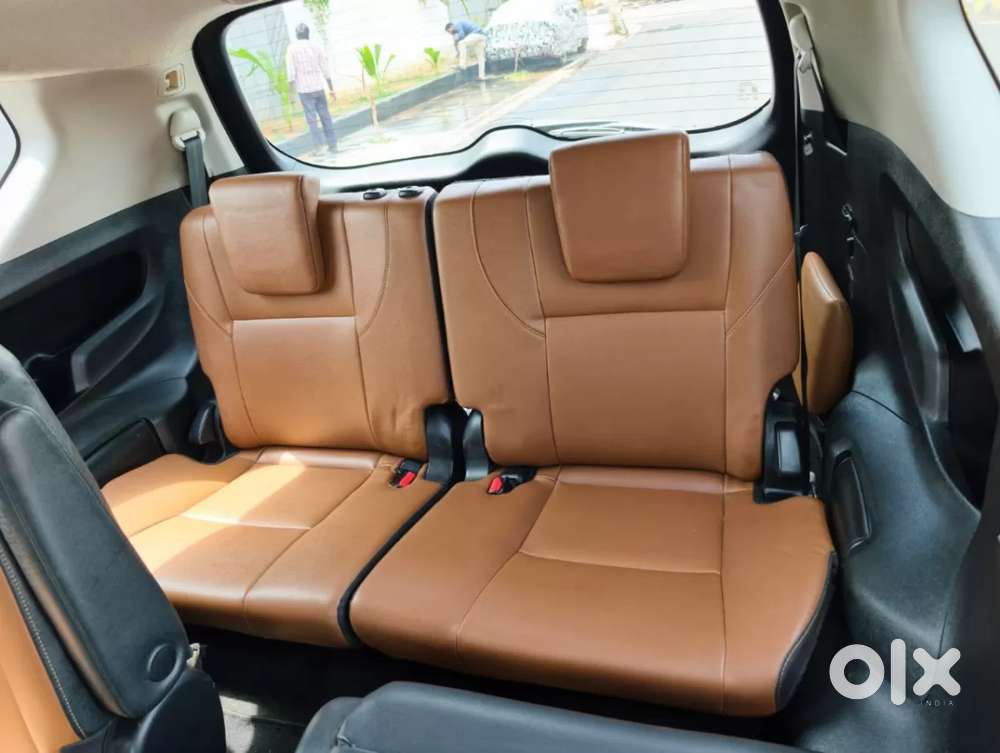 Toyota Innova Crysta 2.8 Zx At 7 Seater, 2017, Diesel