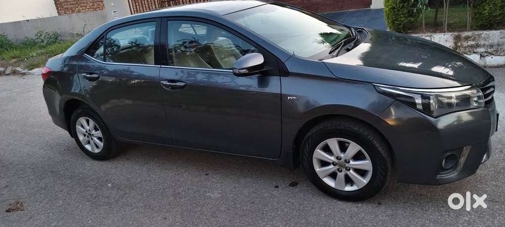 Toyota Corolla Altis 2010-2013 G, 2014, Petrol