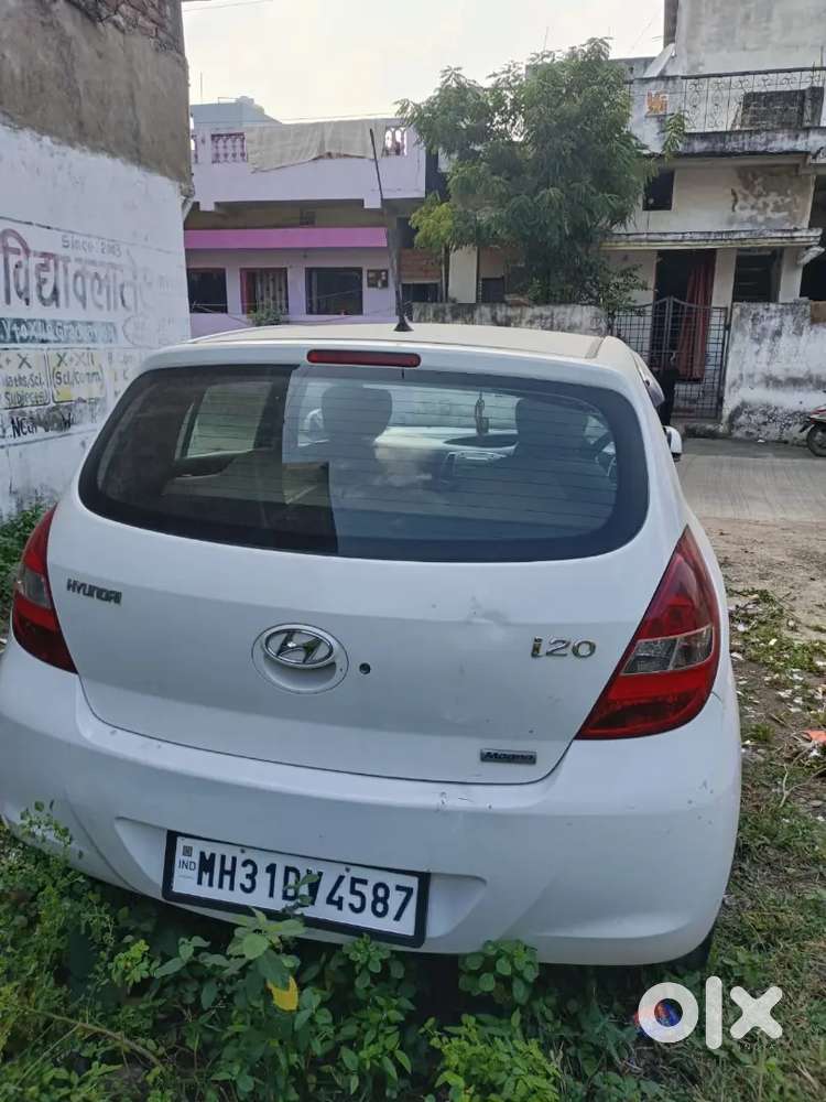 Hyundai I20 2011 Petrol Well Maintained