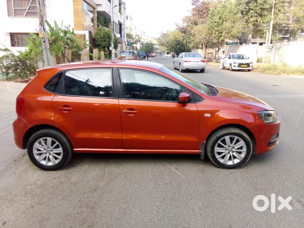 Volkswagen Polo Petrol Highline 1.6L, 2014, Diesel