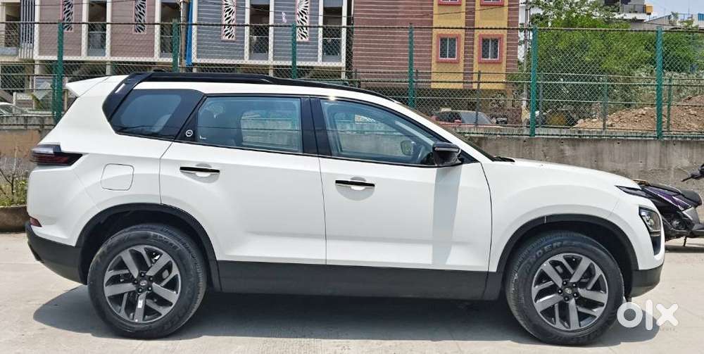 Tata Safari, 2023, Diesel