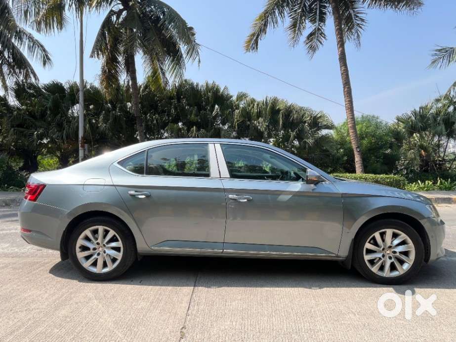 Skoda Superb L&k 2.0 Tdi At, 2018, Petrol