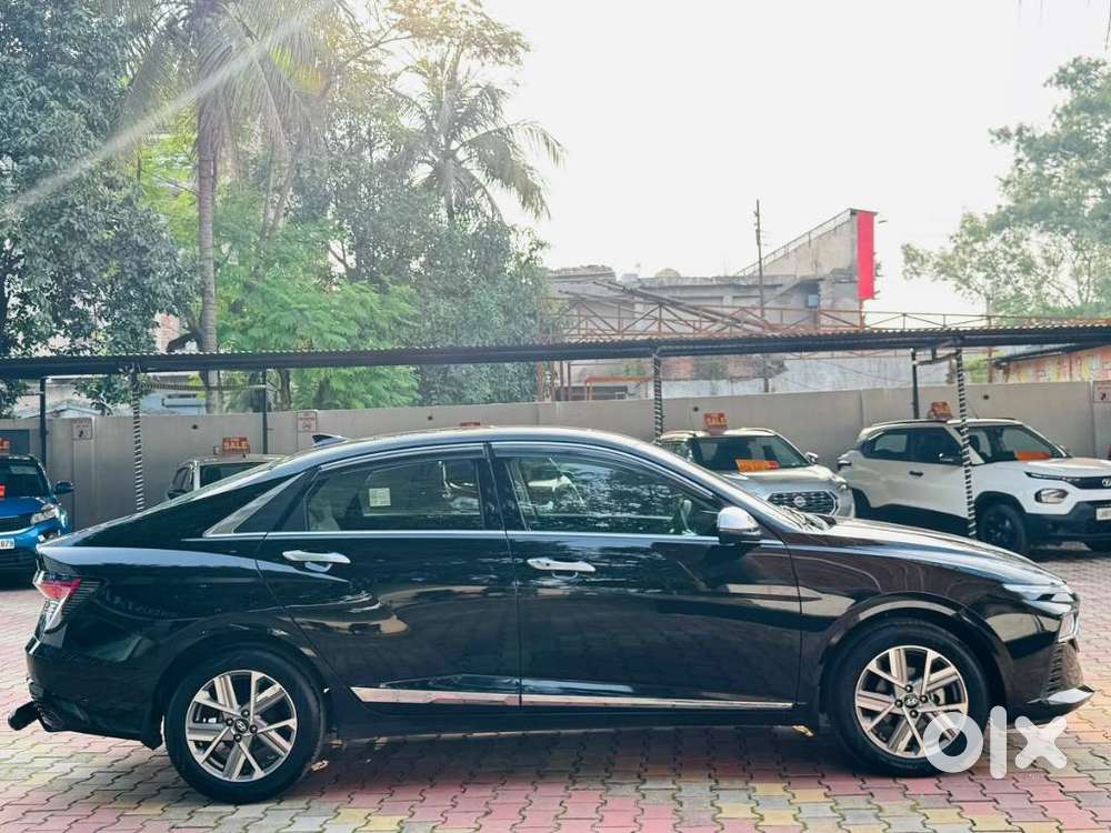 Hyundai Verna 1.5 Sx (o) Ivt, 2023, Petrol